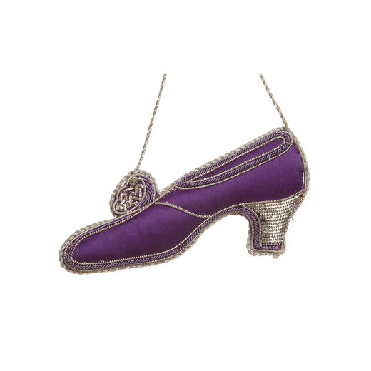 Purple shoe embroidered decoration